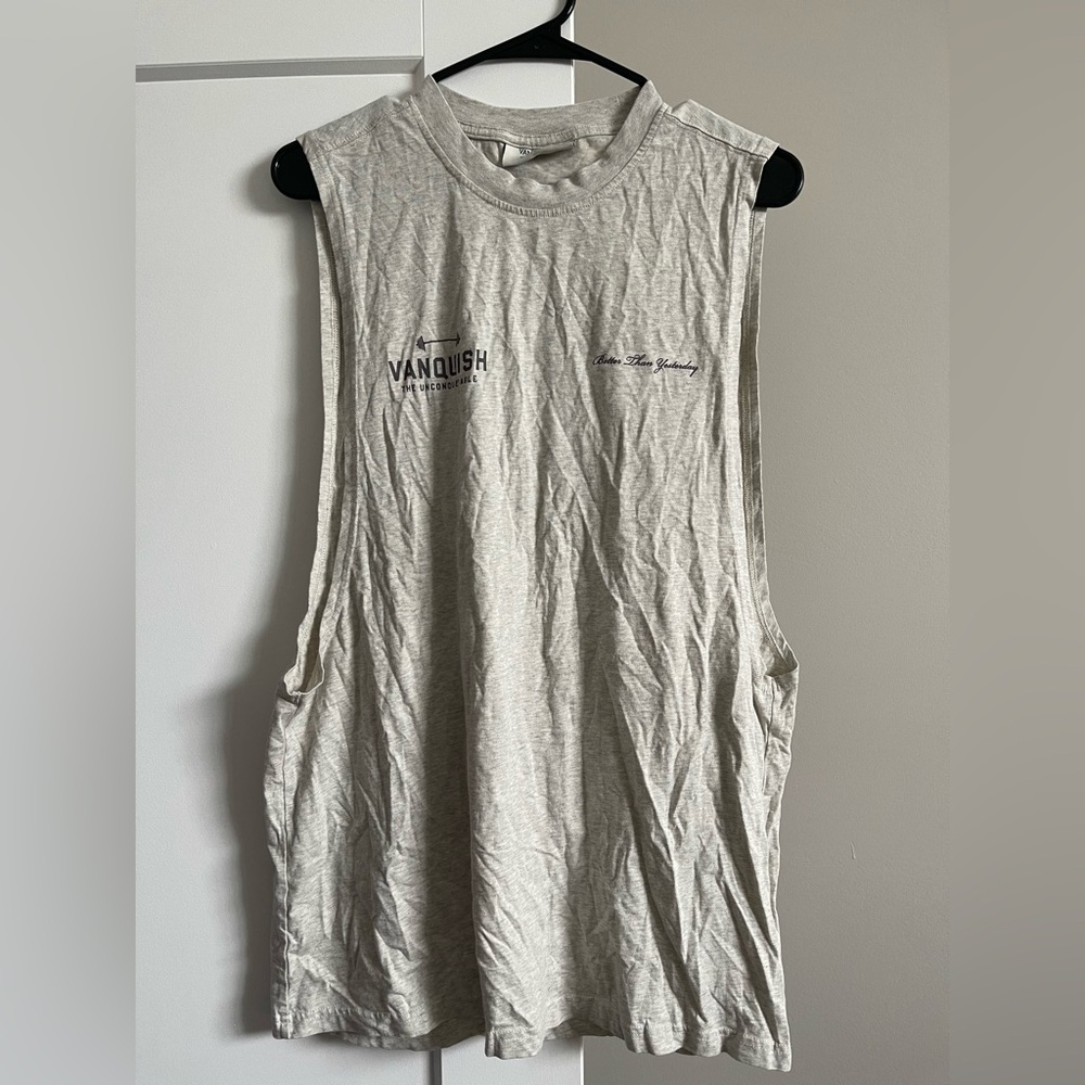 Vanquish Men's Gray Sleeveless Shirt